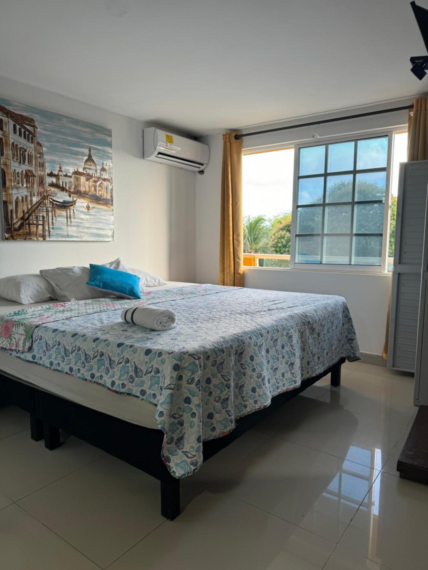 Sea Life Apartamentos En Via Principal Centro Y San Luis San Andrés 외부 사진