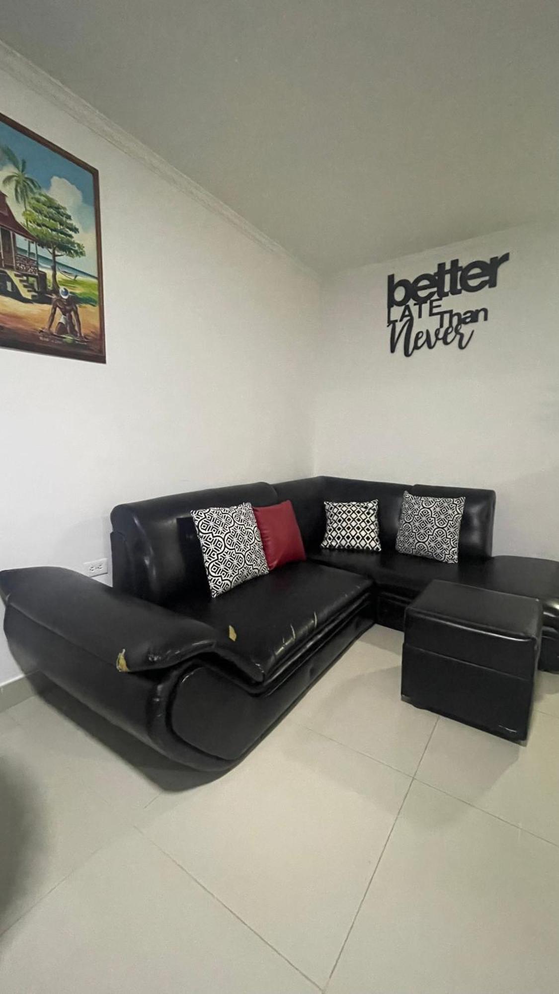 Sea Life Apartamentos En Via Principal Centro Y San Luis San Andrés 외부 사진